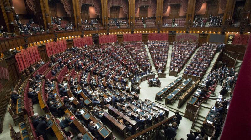 L&rsquo;Algérie à la croisée des chemins : enjeux économiques et culturels en 2026