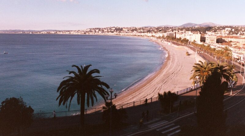 Aïn El-Turck : aux Dunes, le front de mer change de visage