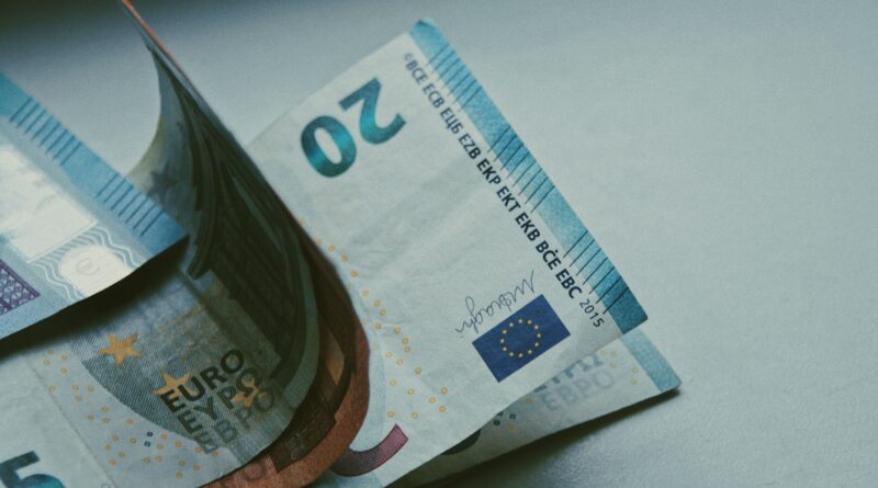 Euro-dinar : l’euro reste à 277 dinars sur le marché noir le 23 septembre